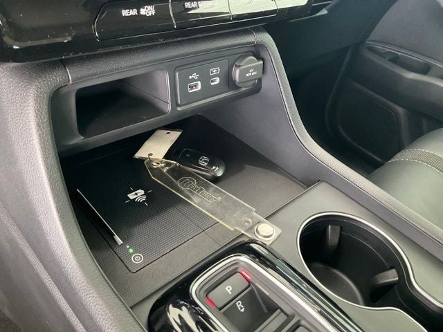 2025 Honda Pilot EX-L - Photo 13