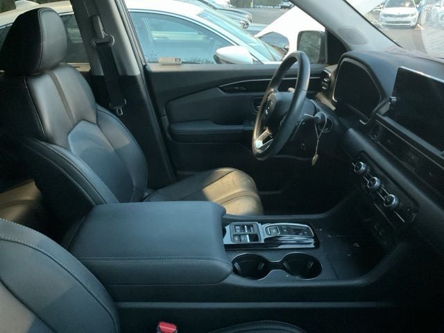 2023 Honda Pilot EX-L 8 Passenger