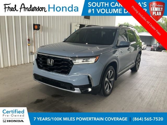 2025 Honda Pilot Touring 2WD's photo