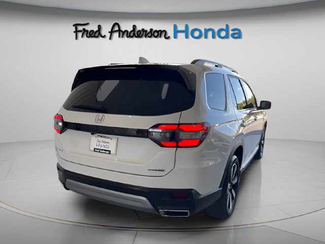 2025 Honda Pilot Touring