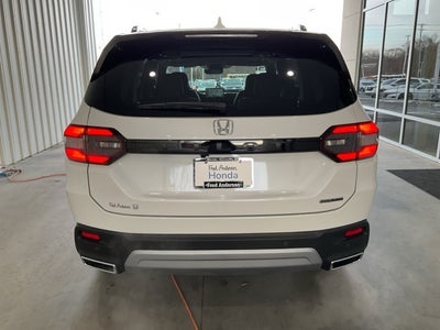 2025 Honda Pilot Touring