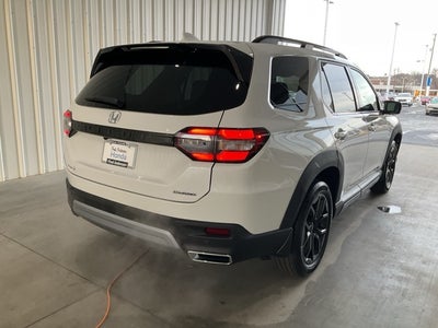 2025 Honda Pilot Touring