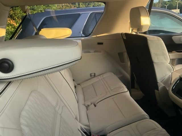 2023 Lincoln Navigator L Black Label