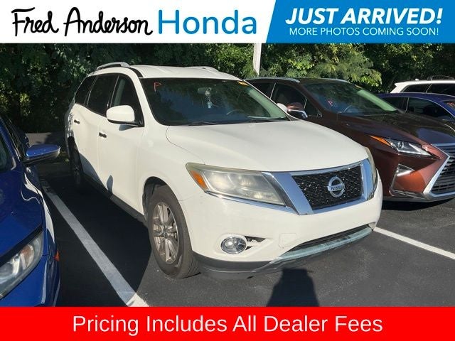 2015 Nissan Pathfinder SV