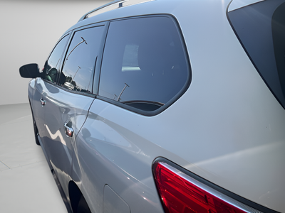 2015 Nissan Pathfinder SV