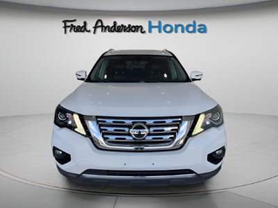 2017 Nissan Pathfinder SL