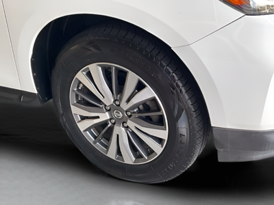 2017 Nissan Pathfinder SL
