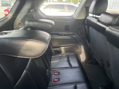 2017 Nissan Pathfinder SL