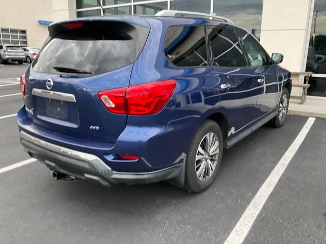 2017 Nissan Pathfinder S