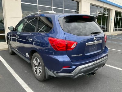 2017 Nissan Pathfinder S