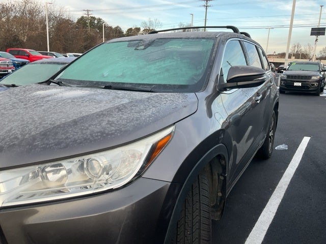 2017 Toyota Highlander LE