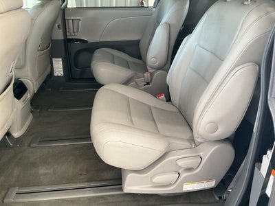 2017 Toyota Sienna XLE 7 Passenger