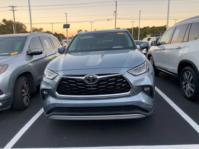 2021 Toyota Highlander Platinum