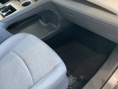 2021 Toyota Sienna LE 8 Passenger