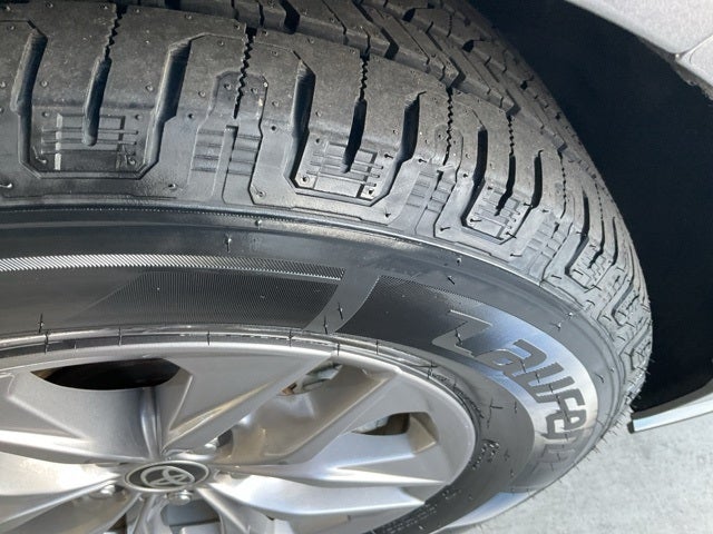 2021 Toyota Sienna LE 8 Passenger