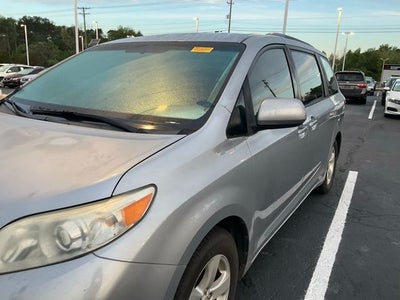 2017 Toyota Sienna L 7 Passenger