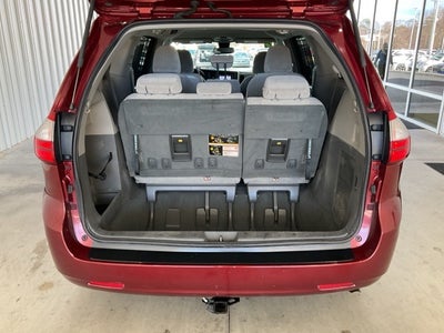 2019 Toyota Sienna LE 8 Passenger