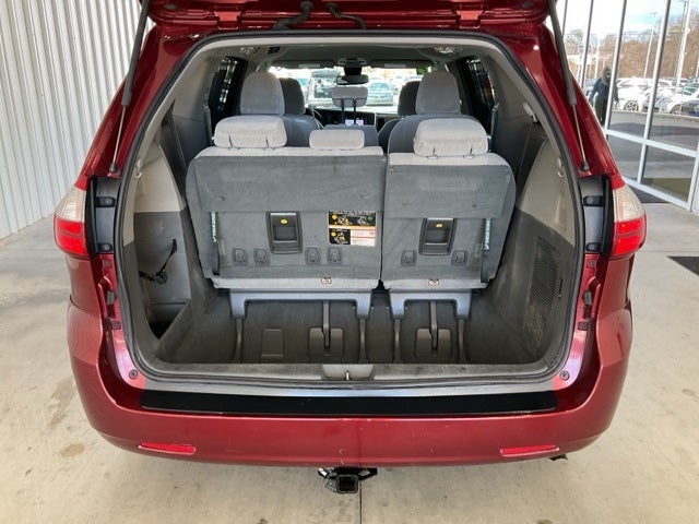 2019 Toyota Sienna LE 8 Passenger