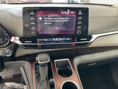 2024 Toyota Sienna XLE