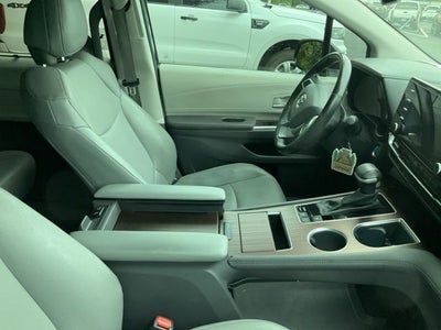 2024 Toyota Sienna XLE 7 Passenger