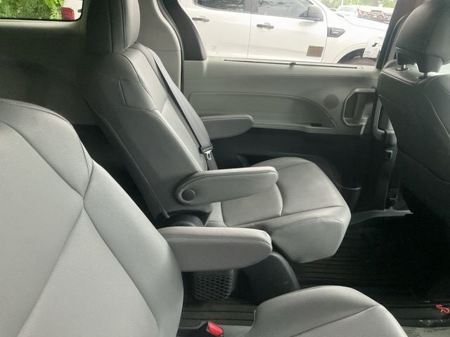 2024 Toyota Sienna XLE 7 Passenger