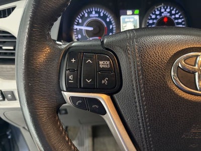 2018 Toyota Sienna XLE 8 Passenger