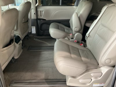 2017 Toyota Sienna L 7 Passenger