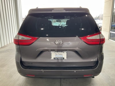 2017 Toyota Sienna L 7 Passenger