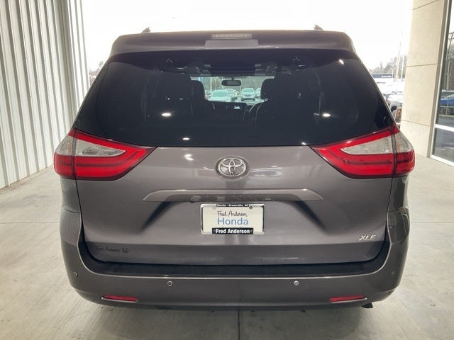 2017 Toyota Sienna L 7 Passenger