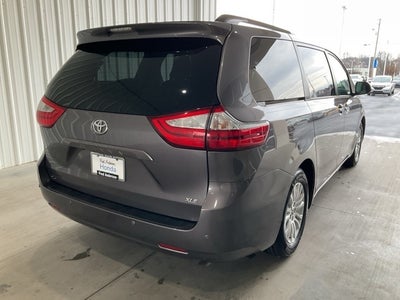 2017 Toyota Sienna L 7 Passenger