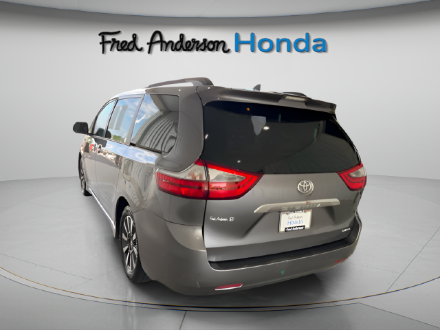 2020 Toyota Sienna Limited Premium 7 Passenger