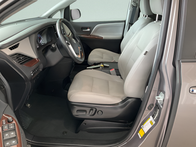 2020 Toyota Sienna Limited Premium 7 Passenger