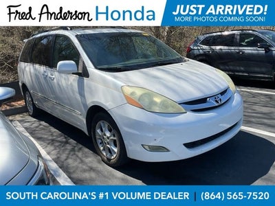 2006 Toyota Sienna Base