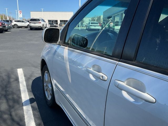 2006 Toyota Sienna Base