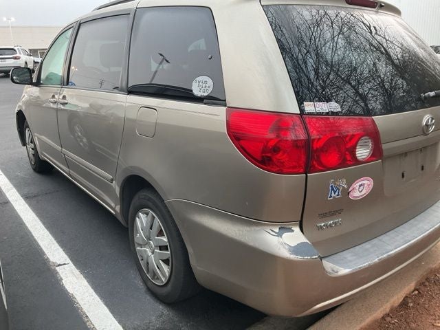 2006 Toyota Sienna LE