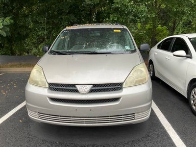 2005 Toyota Sienna LE