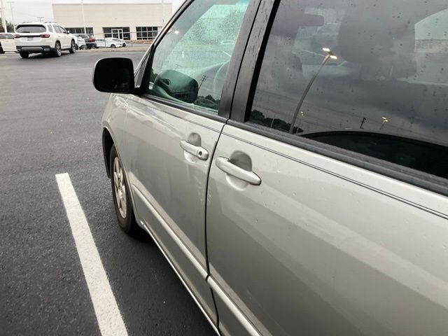 2005 Toyota Sienna LE