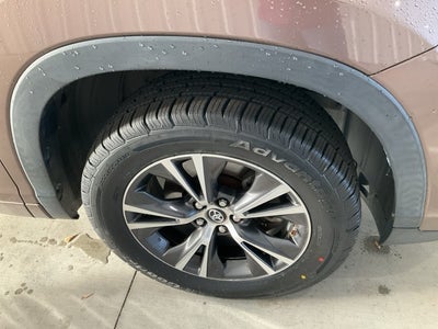 2018 Toyota Highlander LE