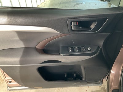 2018 Toyota Highlander LE