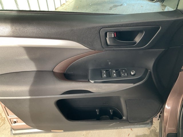 2018 Toyota Highlander LE