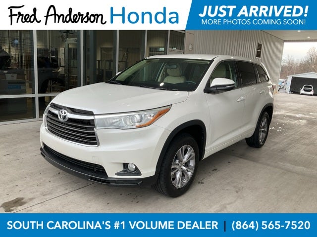2015 Toyota Highlander LE V6