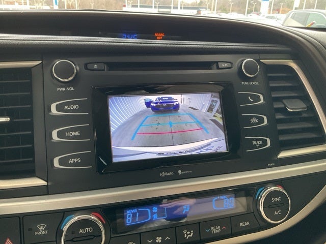 2015 Toyota Highlander LE V6