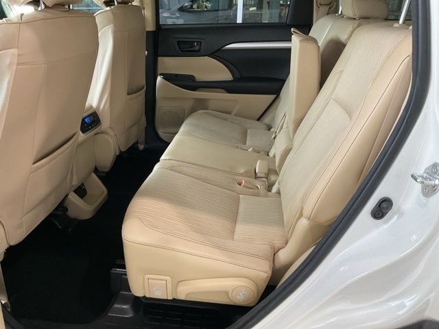 2015 Toyota Highlander LE V6