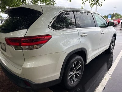 2018 Toyota Highlander LE