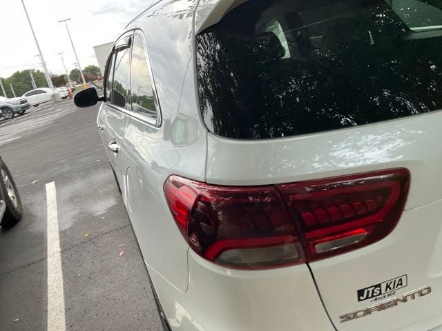 2019 Kia Sorento EX
