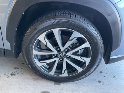 2022 Toyota Corolla Cross XLE