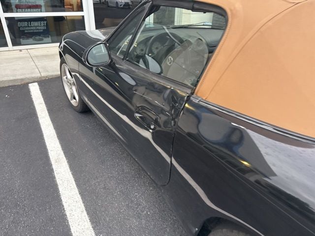 2001 Mazda Mazda Miata Base