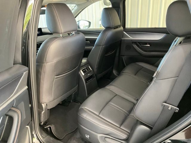 2025 Mazda CX-90 Preferred Package - Photo 17