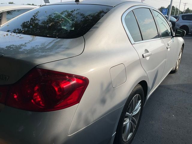 2011 INFINITI G37 Journey