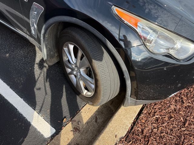 2014 INFINITI QX70 Base